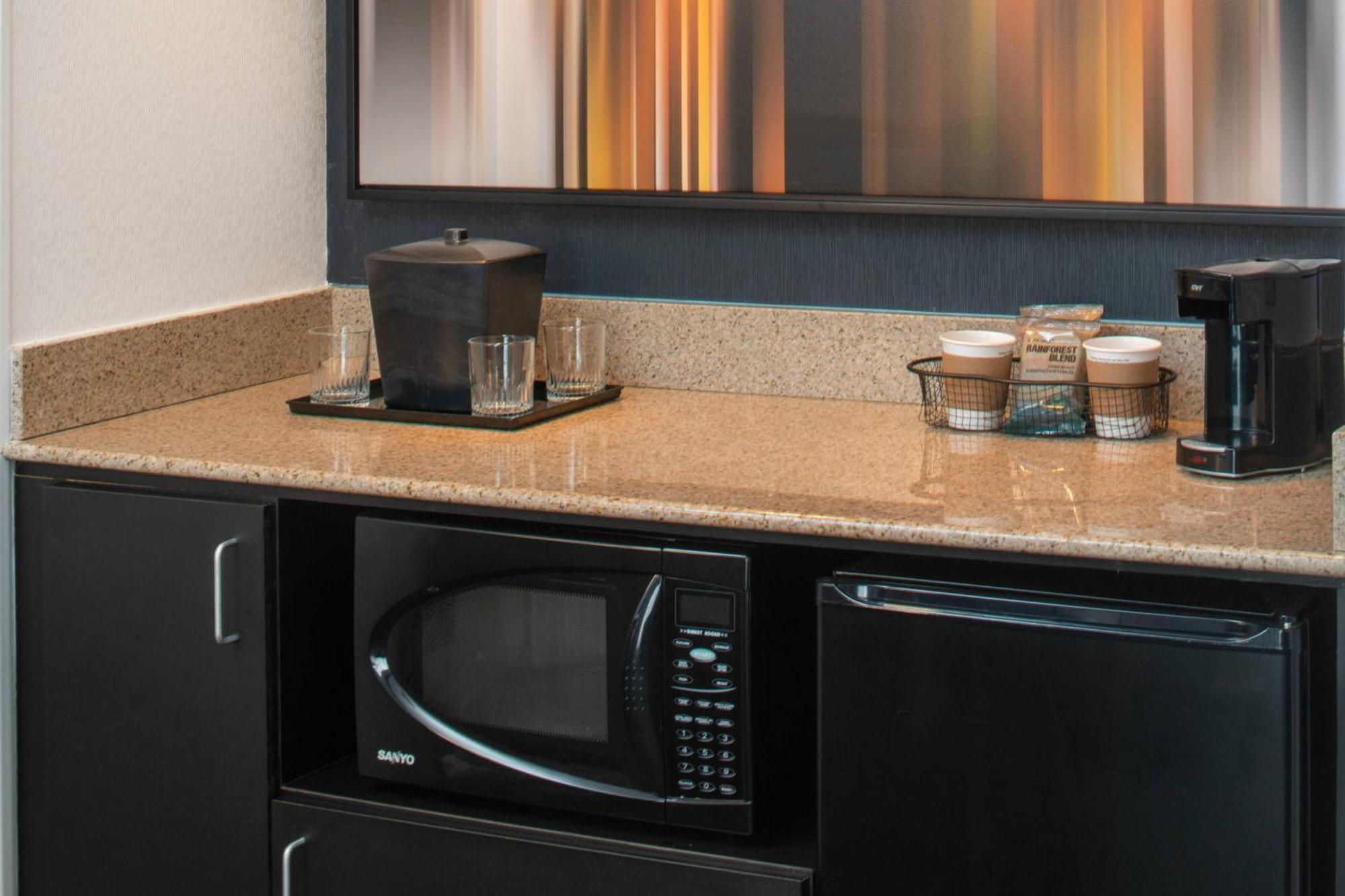 Courtyard By Marriott Dulles Airport Herndon/Reston Екстер'єр фото
