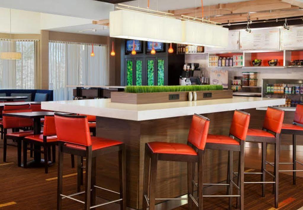 Courtyard By Marriott Dulles Airport Herndon/Reston Екстер'єр фото